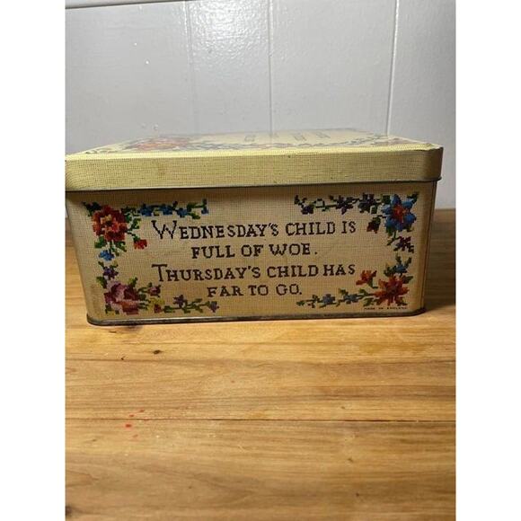 Carr's of Carlisle Limited Tin Made in England - Picture 3 of 9